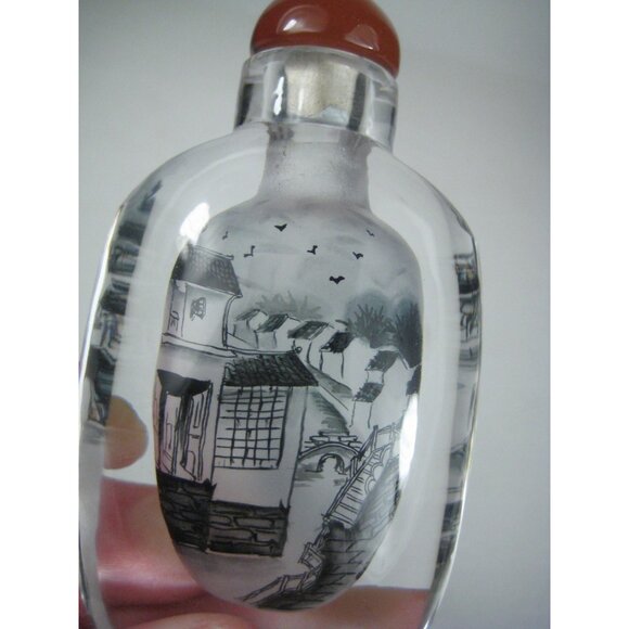 Hand Painted Chinese Reverse Glass Snuff Bottle Red Agate Lid - Picture 9 of 9